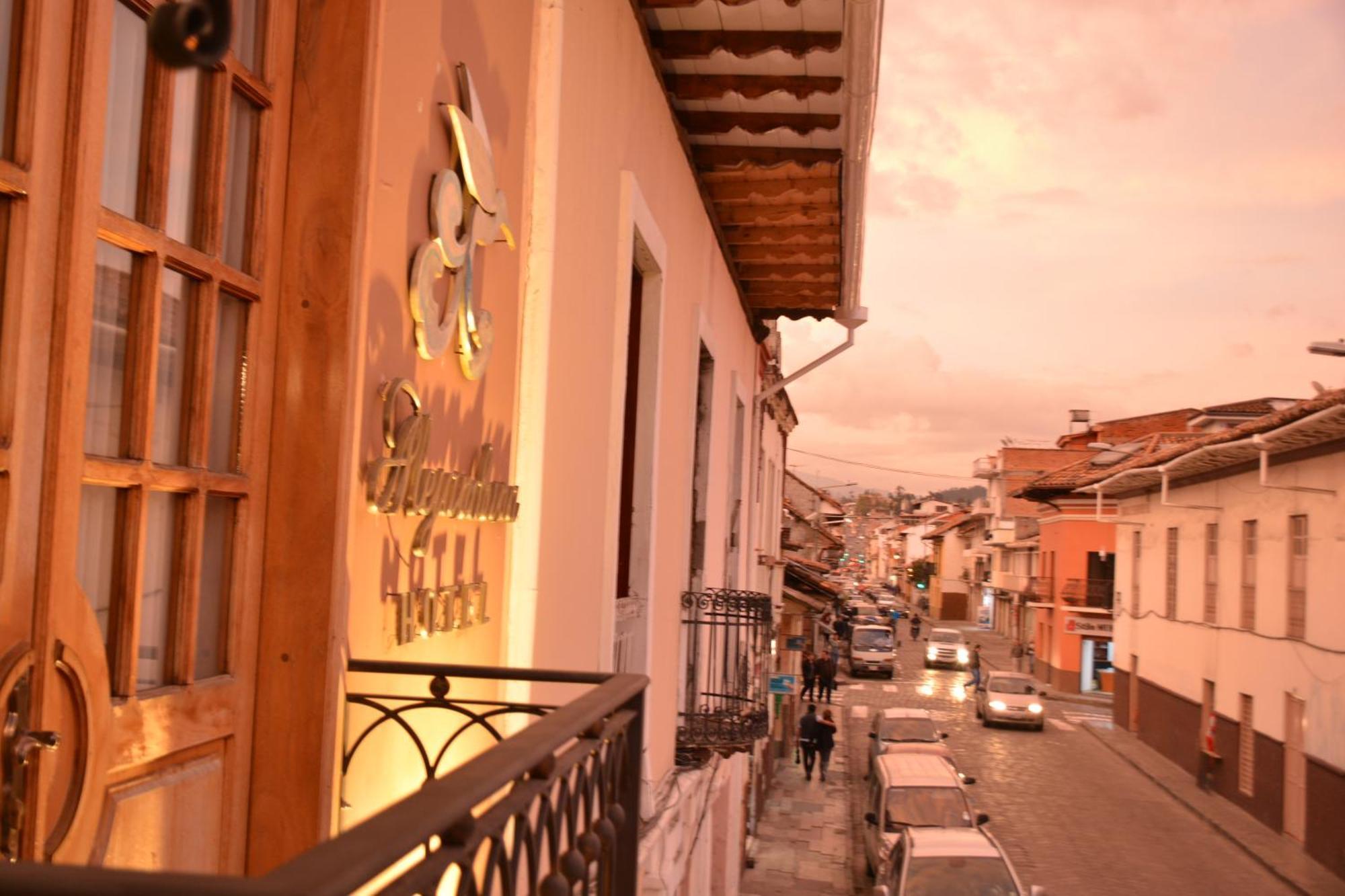 Alejandrina Hotel Cuenca Exterior photo